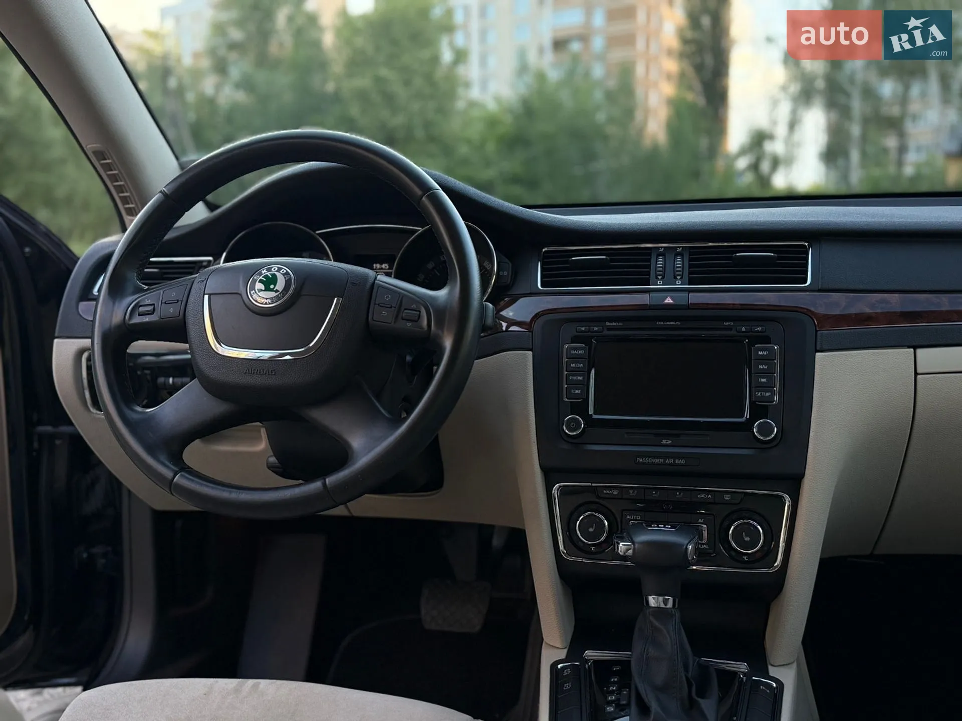 2012 Skoda Superb - мініатюра 9