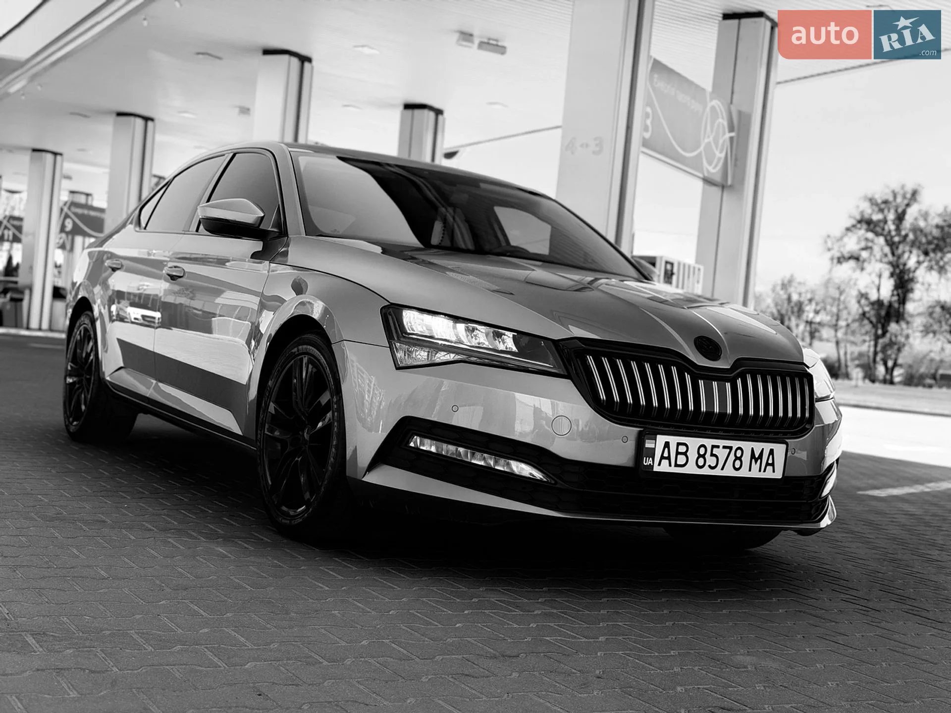 2019 Skoda Superb - фото 1