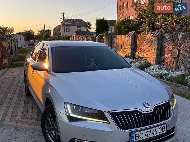 Skoda Superb 2016