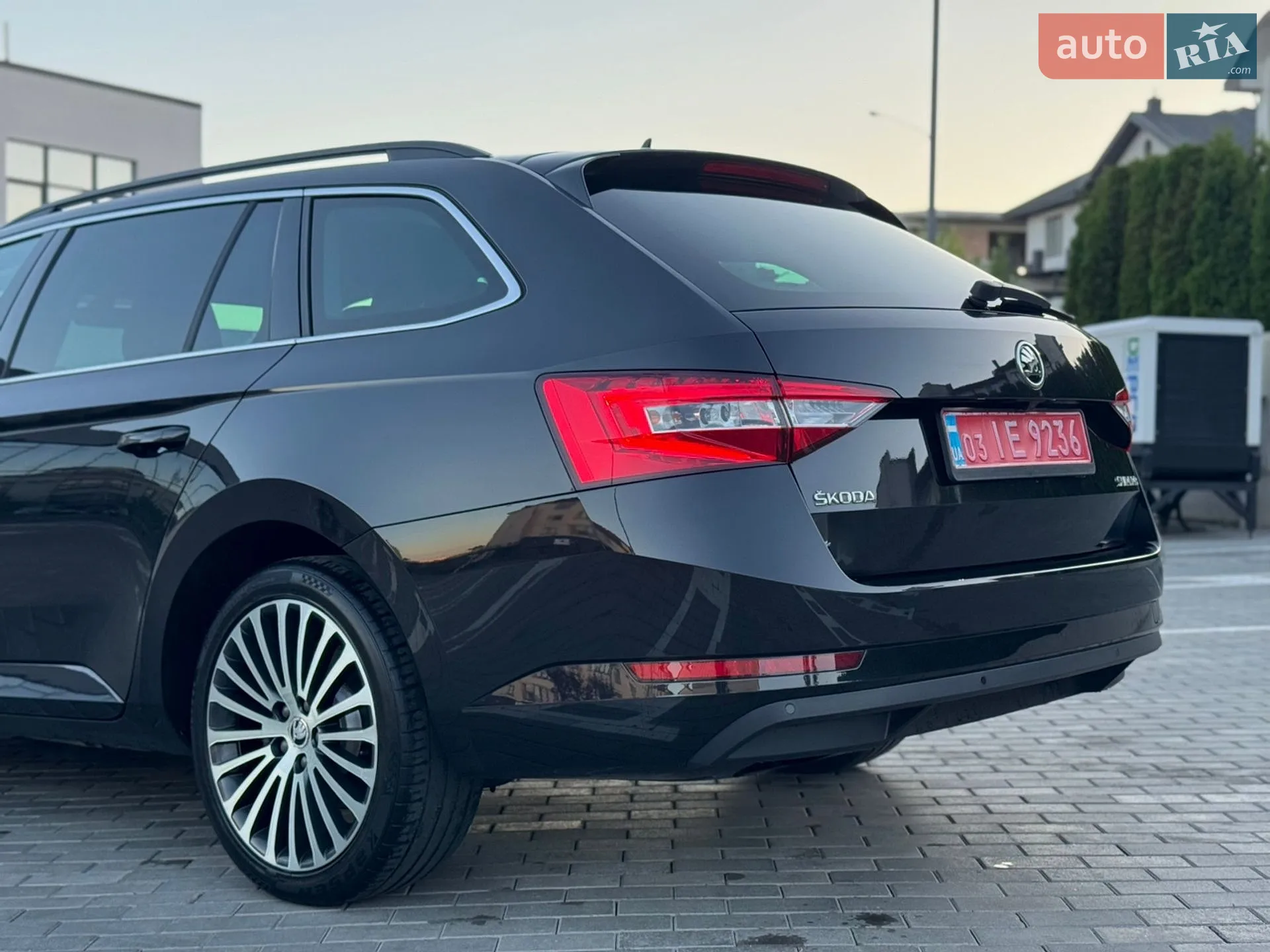 2016 Skoda Superb - мініатюра 9