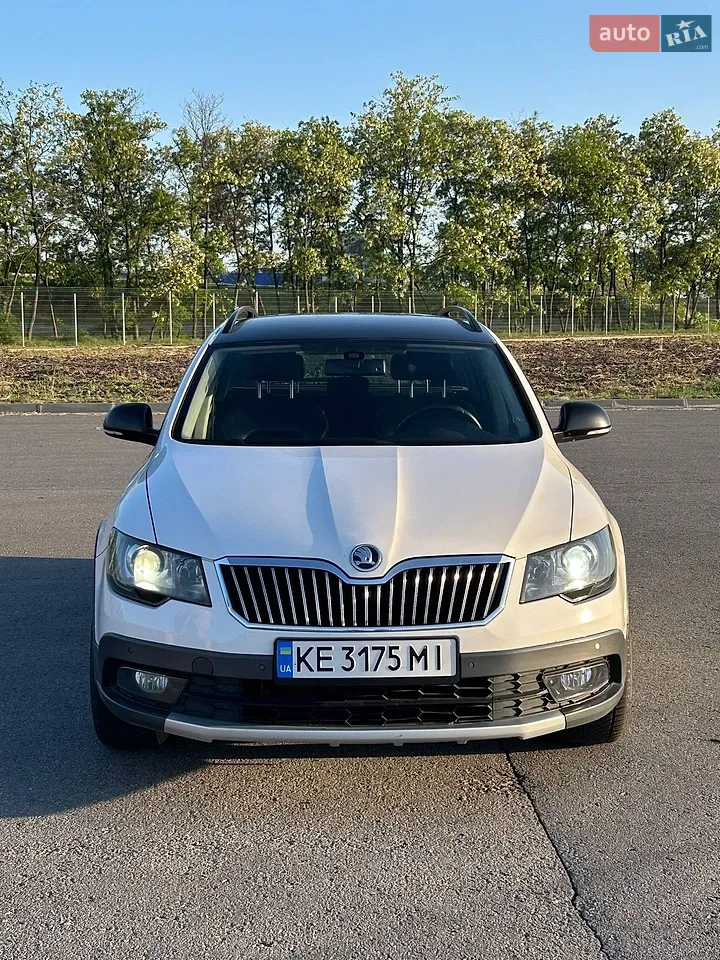 2013 Skoda Superb - мініатюра 11