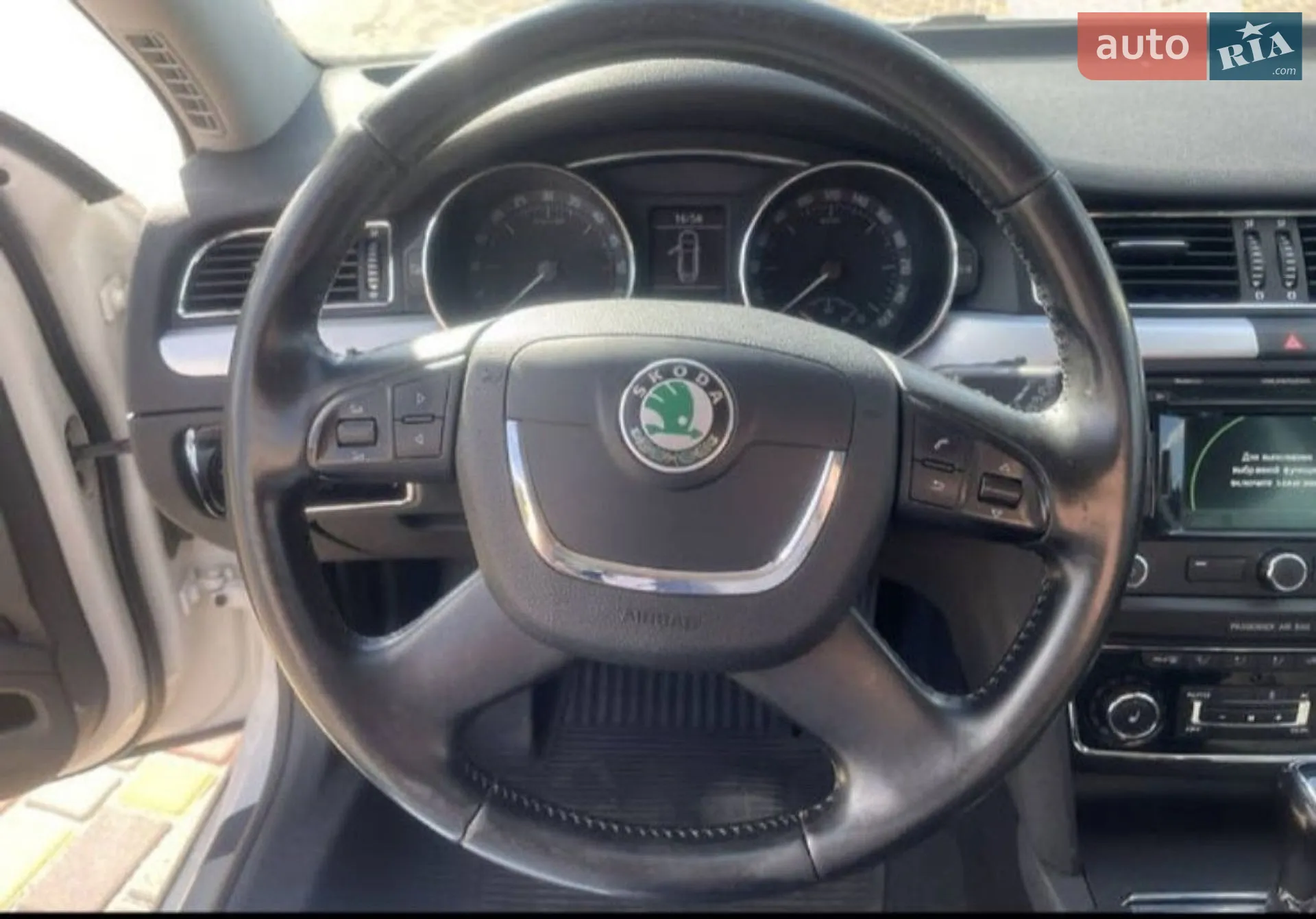 2013 Skoda Superb - мініатюра 2