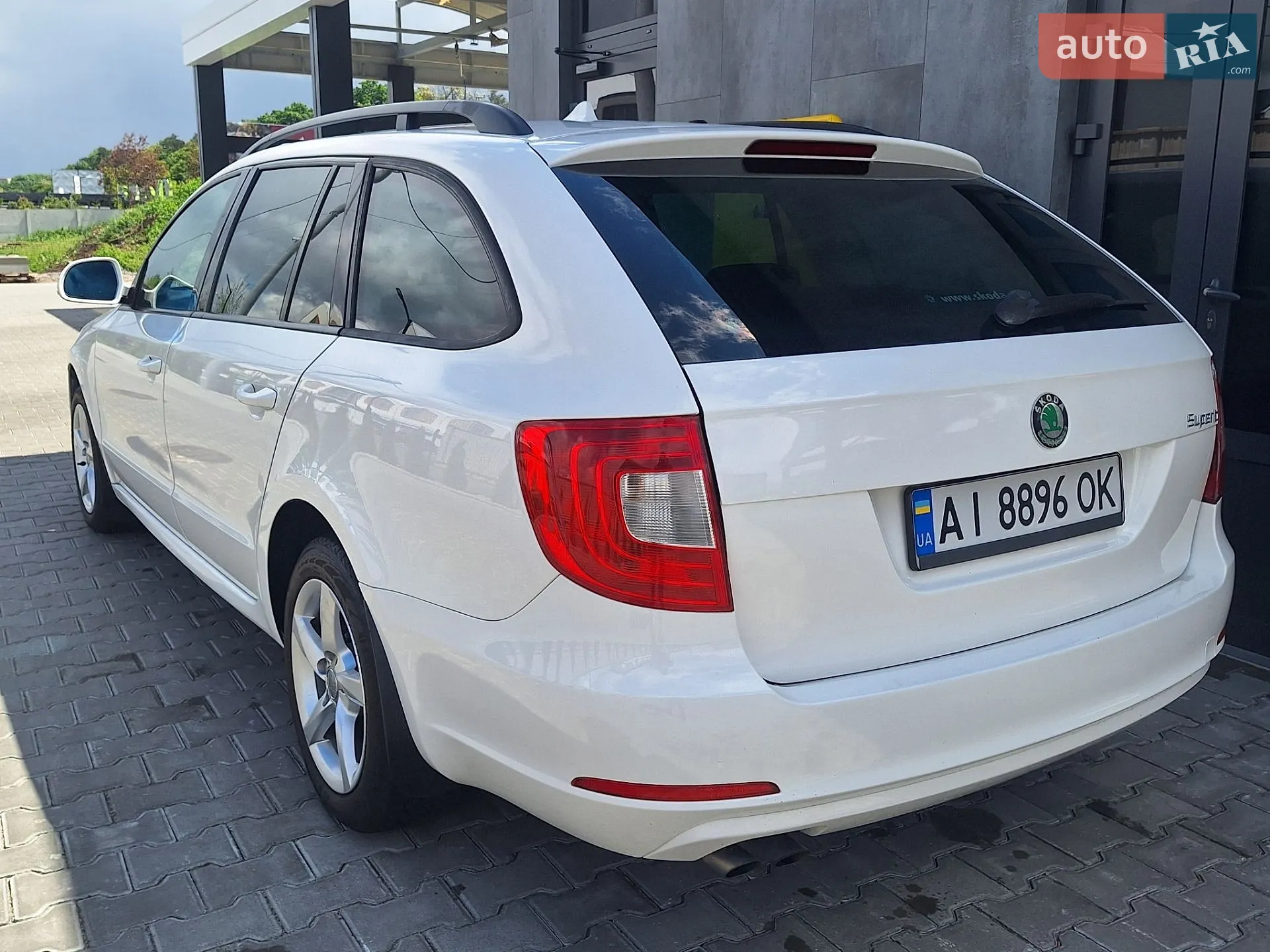 2011 Skoda Superb - мініатюра 42