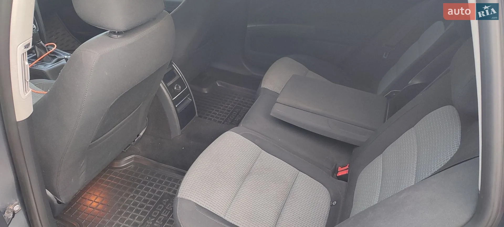 2012 Skoda Superb - мініатюра 4