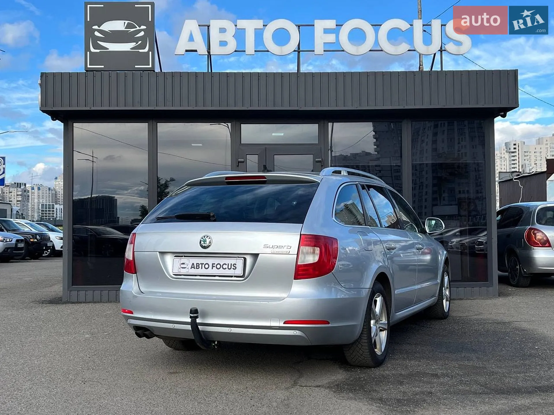 2011 Skoda Superb - мініатюра 5