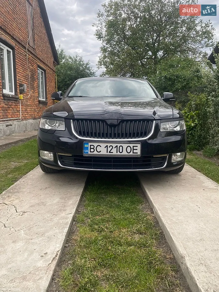 2010 Skoda Superb - мініатюра 39