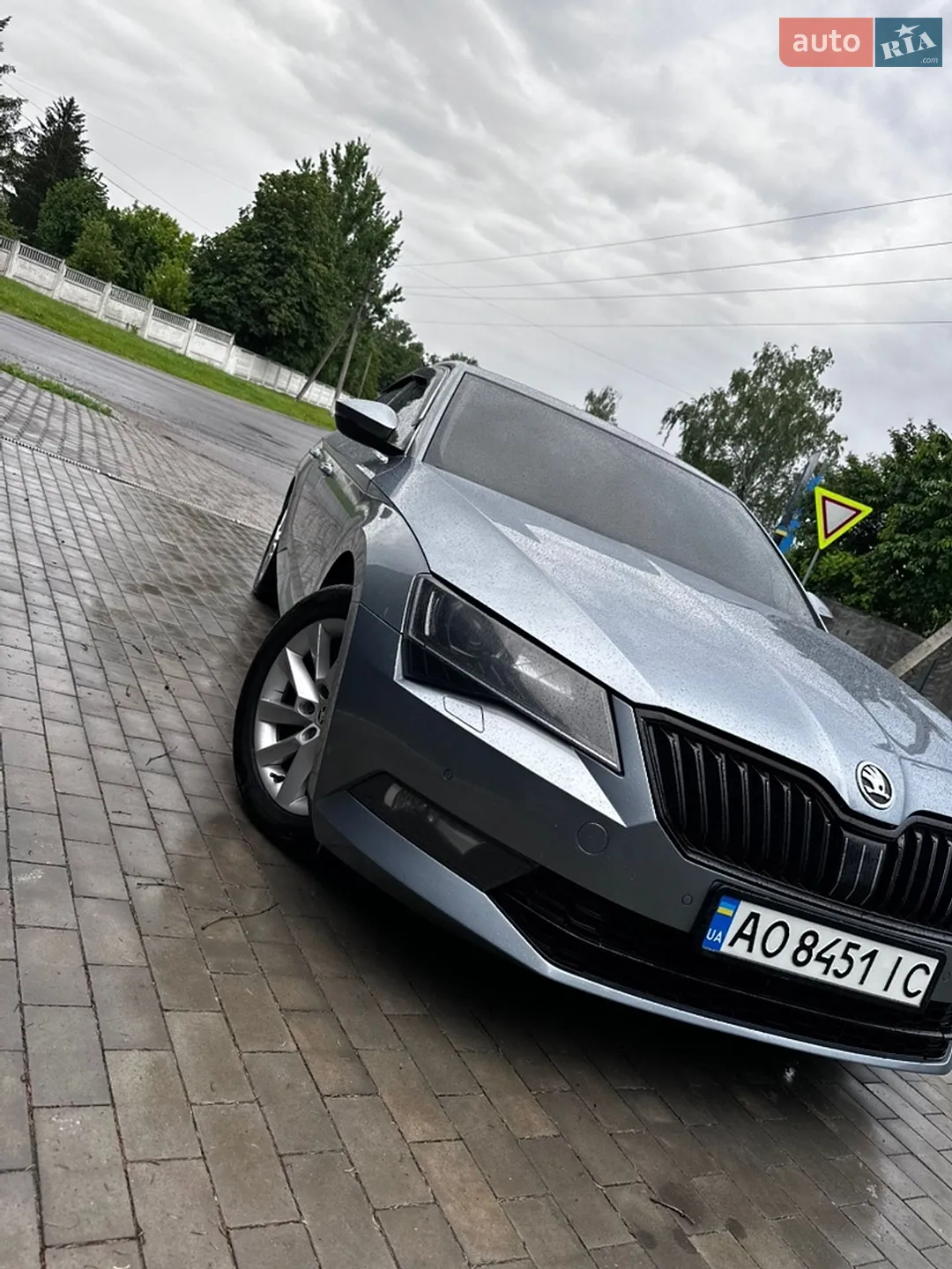 2017 Skoda Superb - мініатюра 3
