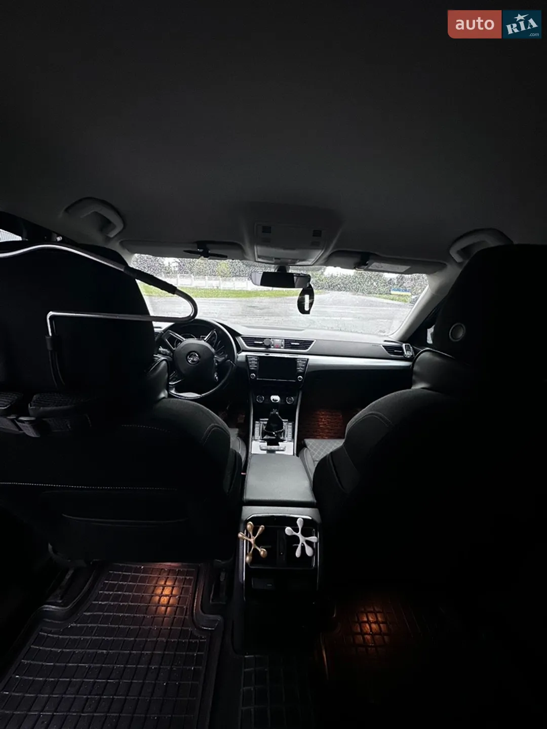 2017 Skoda Superb - мініатюра 14