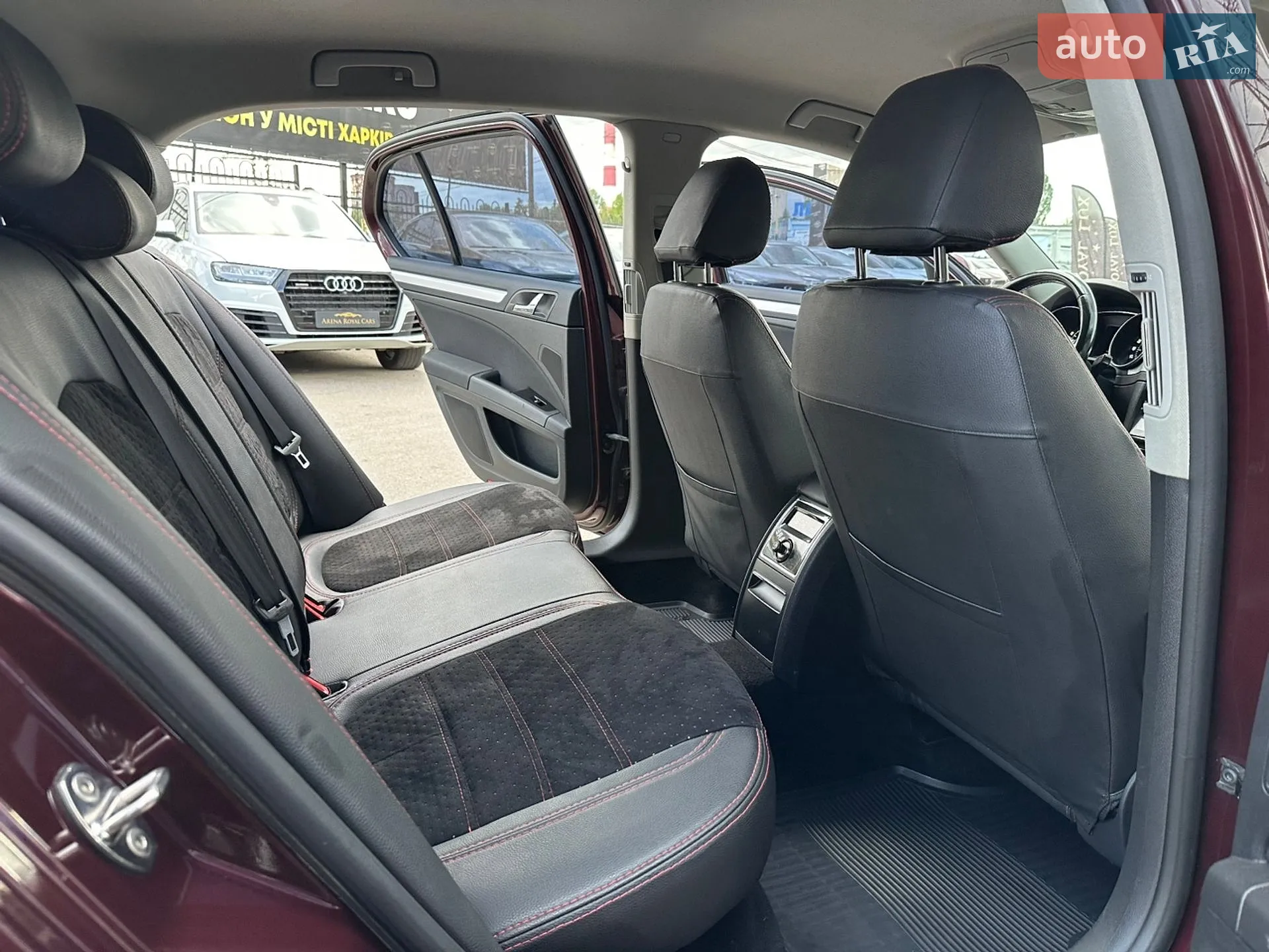 2011 Skoda Superb - мініатюра 18