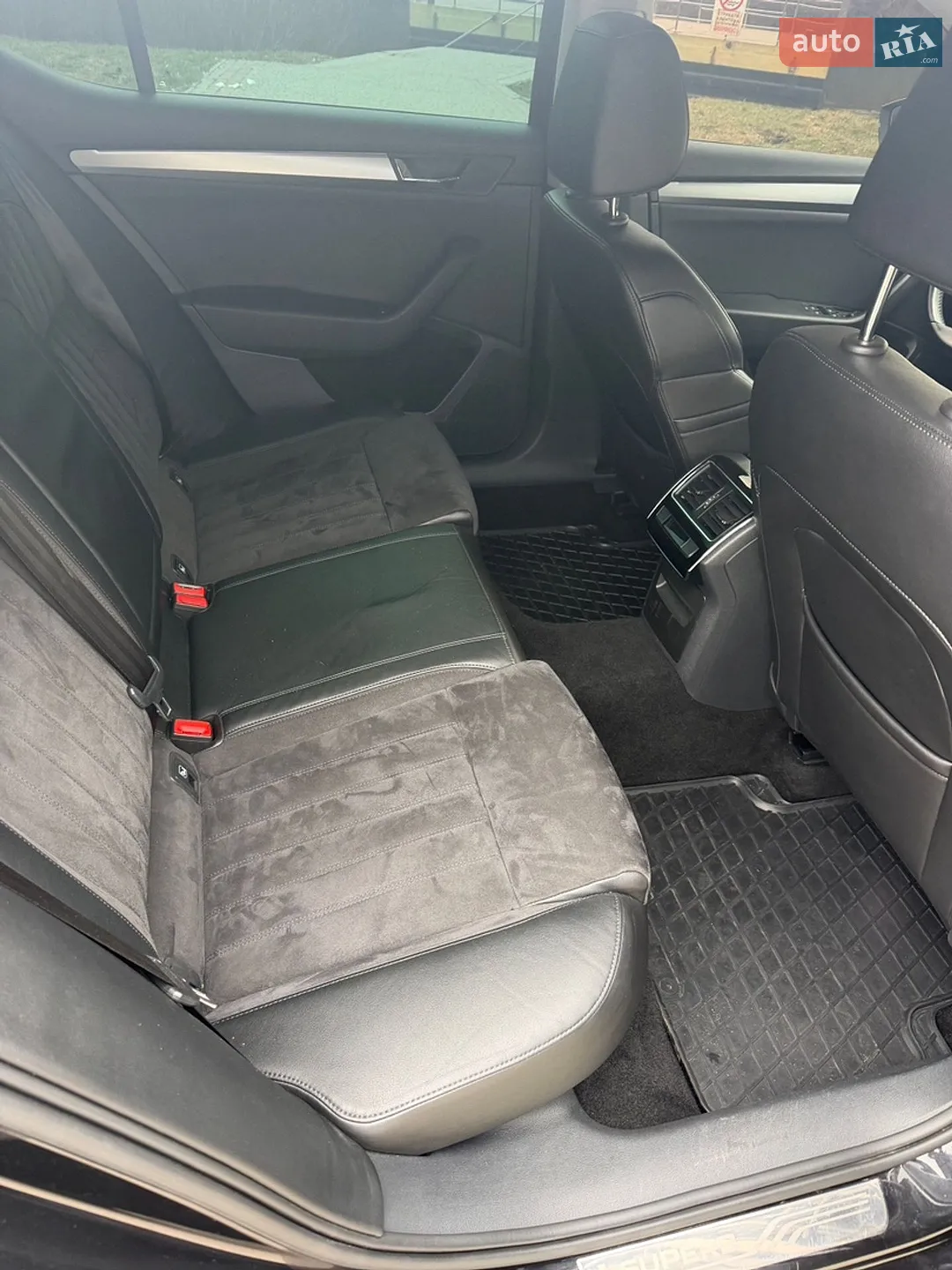 2019 Toyota Land Cruiser - мініатюра 6