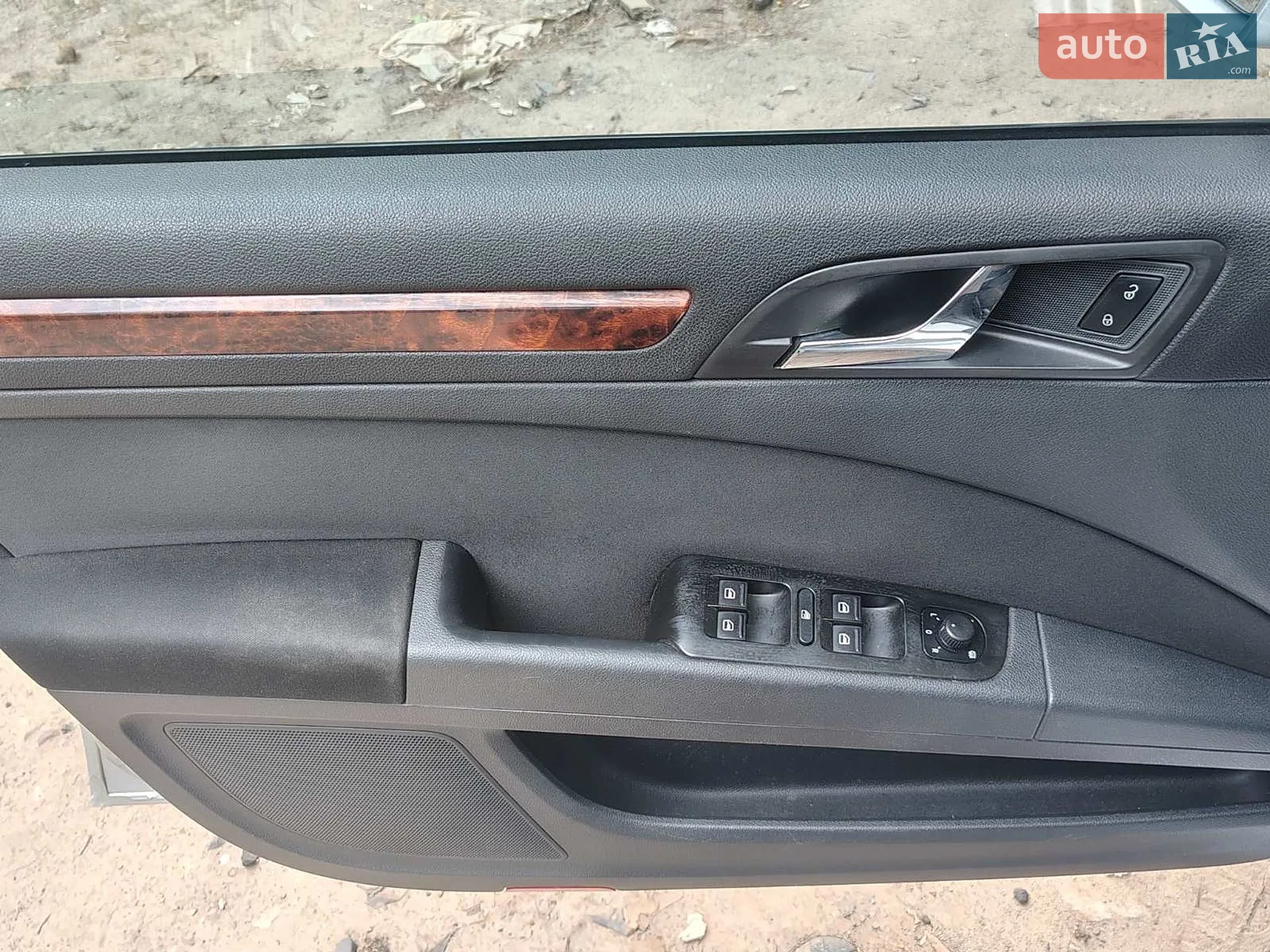 2011 Skoda Superb - мініатюра 11