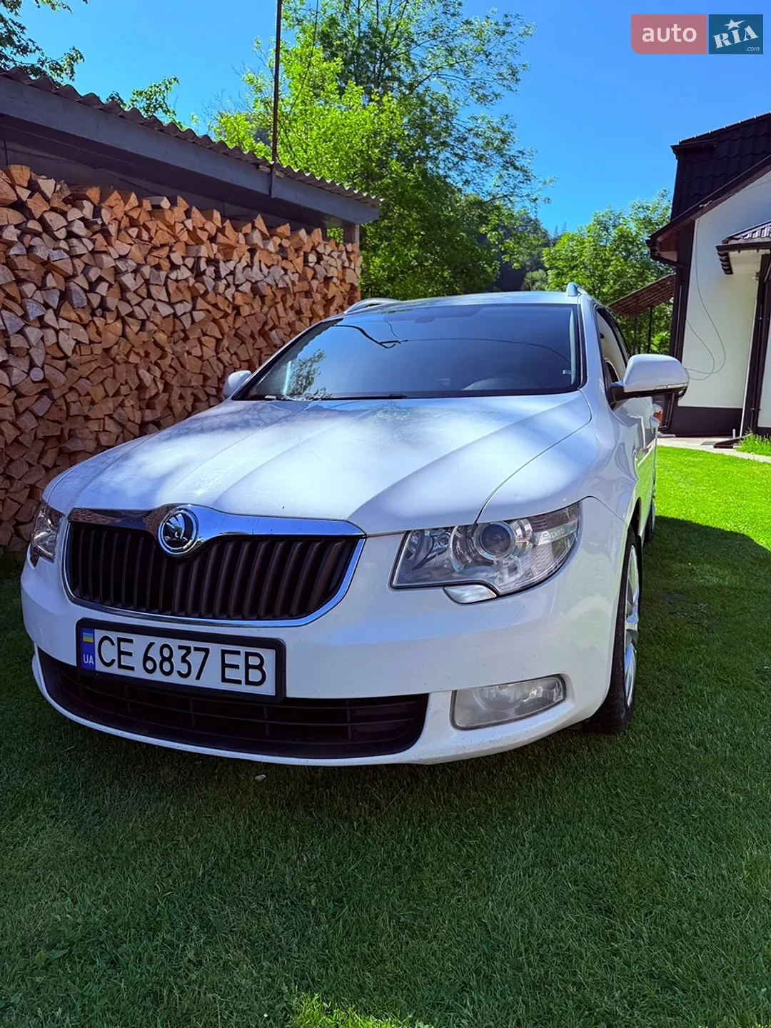 2011 Skoda Superb - мініатюра 2