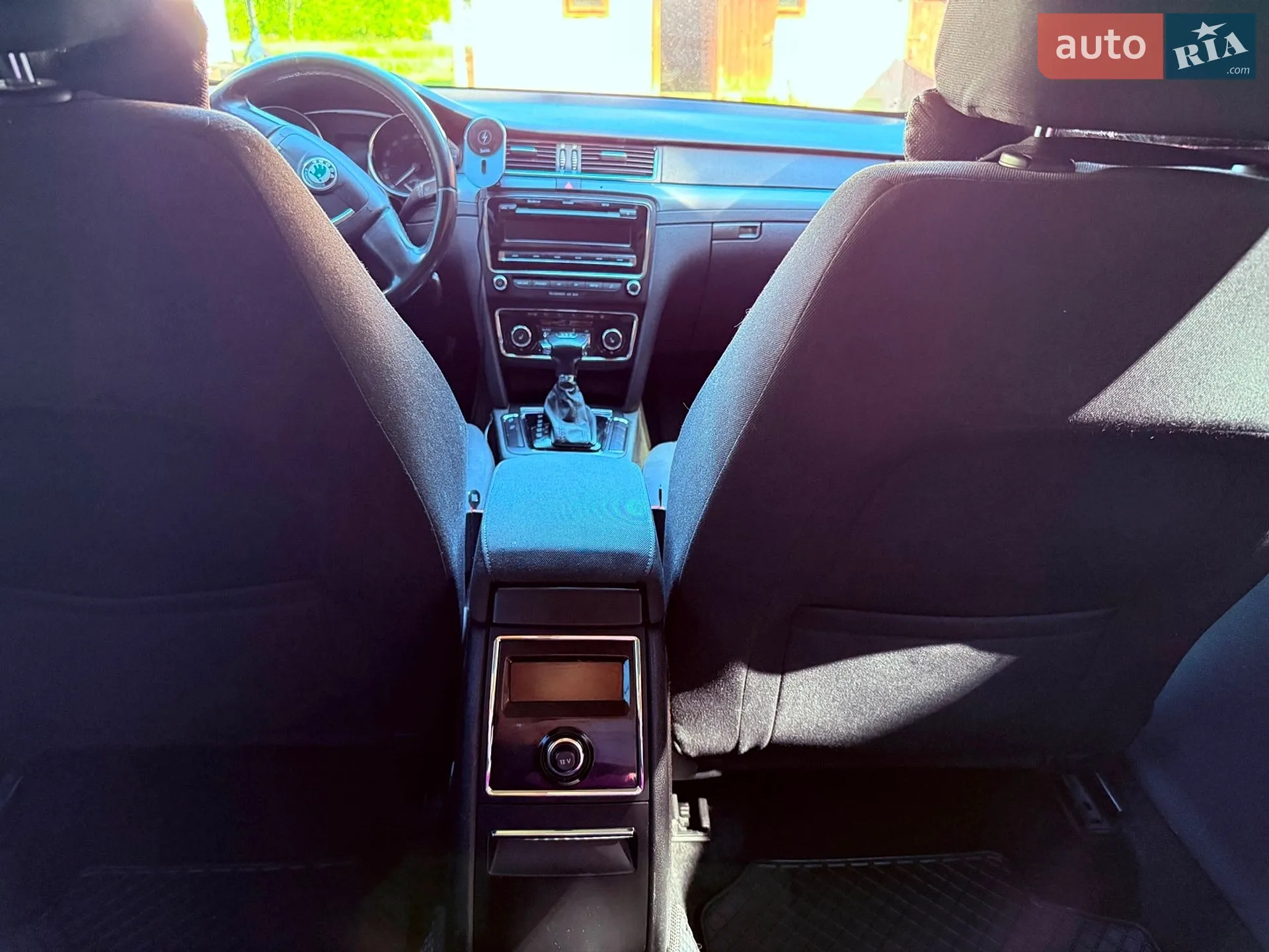 2011 Skoda Superb - мініатюра 24