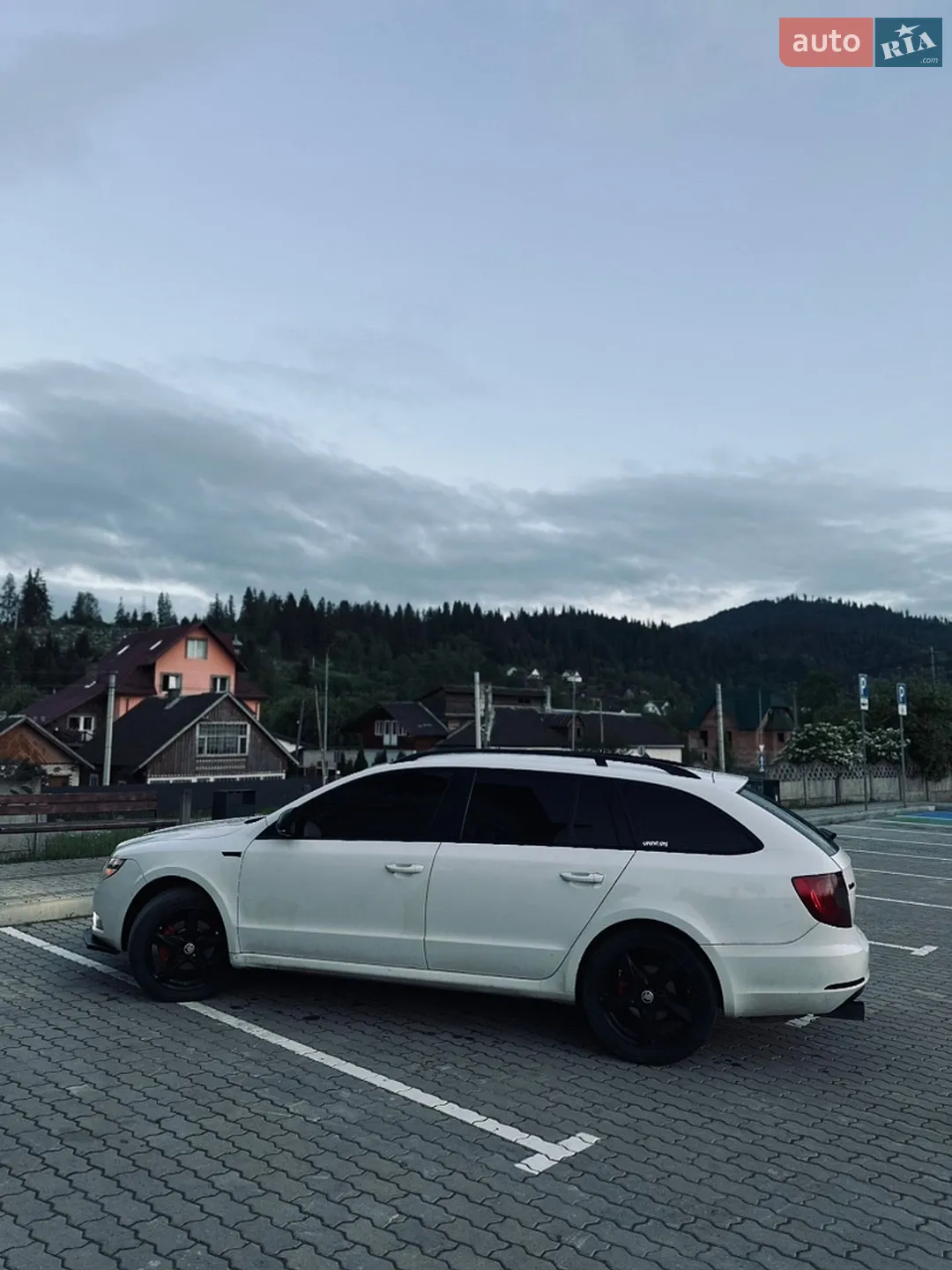 2011 Skoda Superb - мініатюра 8