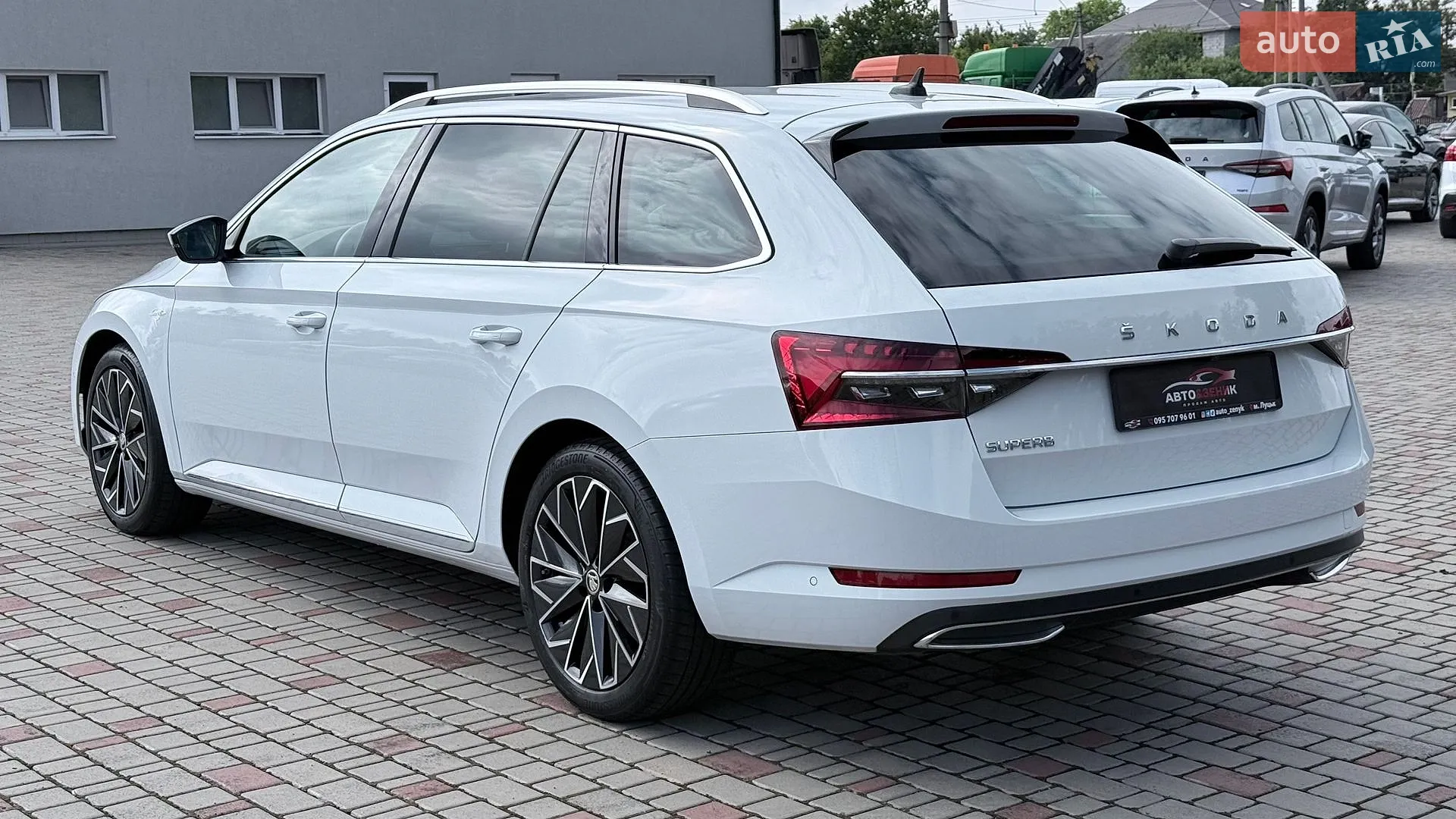 2022 Skoda Superb - мініатюра 7