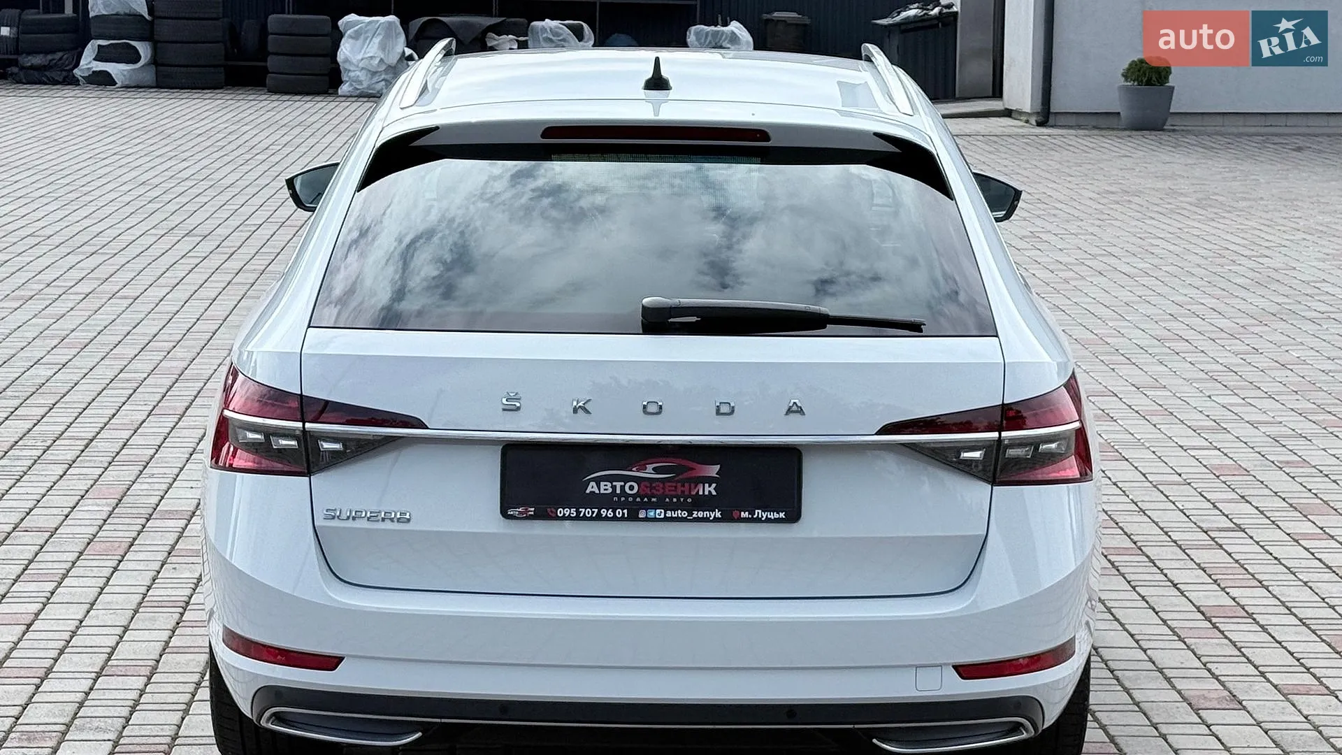 2022 Skoda Superb - мініатюра 8