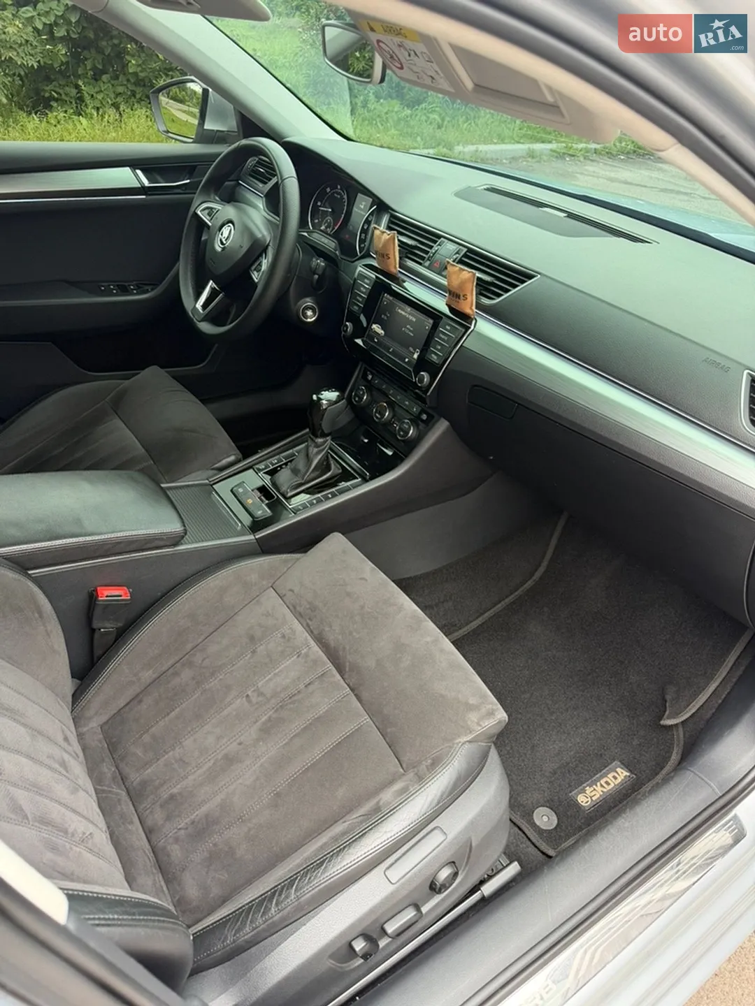 2015 Skoda Superb - мініатюра 12