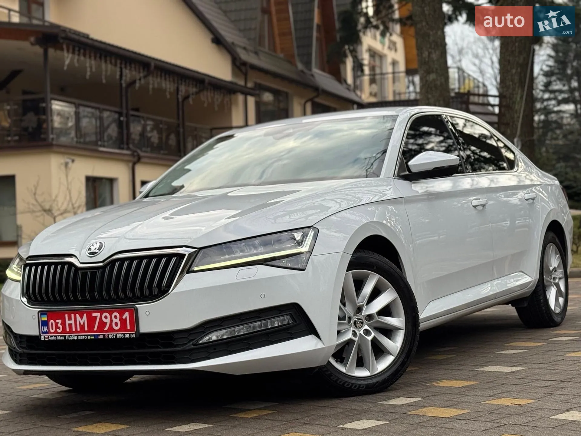 2021 Skoda Superb - мініатюра 2