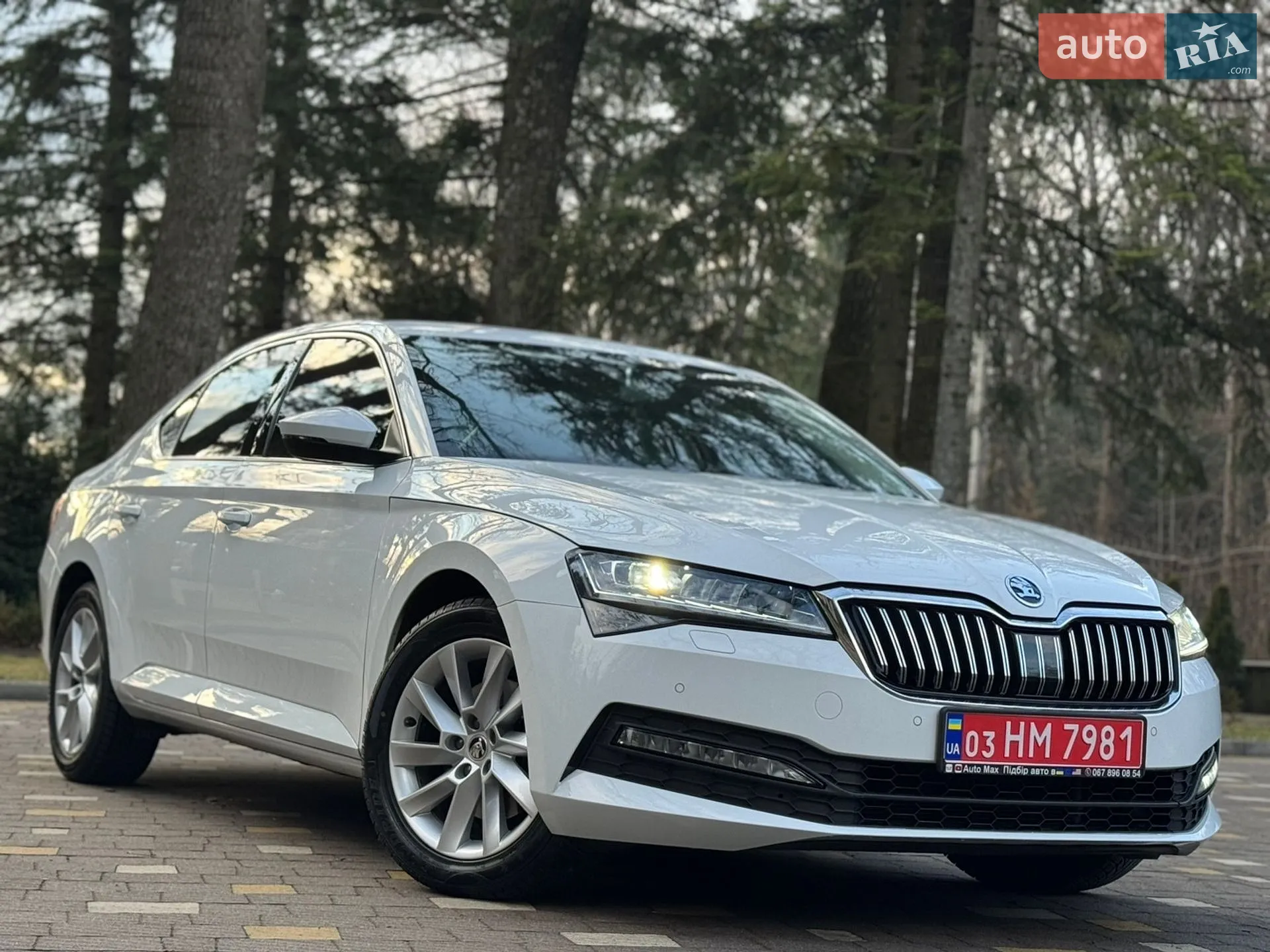 2021 Skoda Superb - фото 1