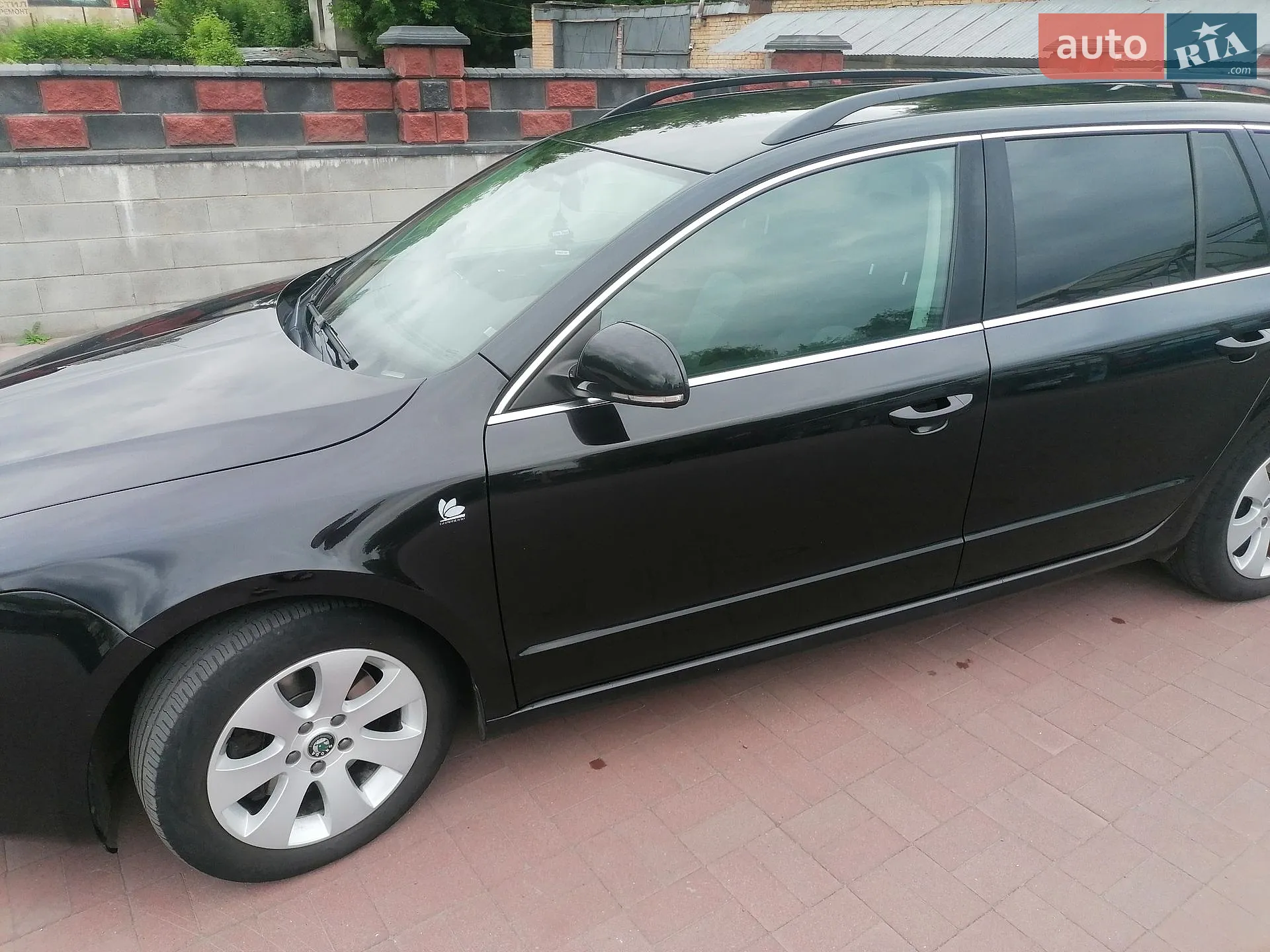 2011 Skoda Superb - мініатюра 26