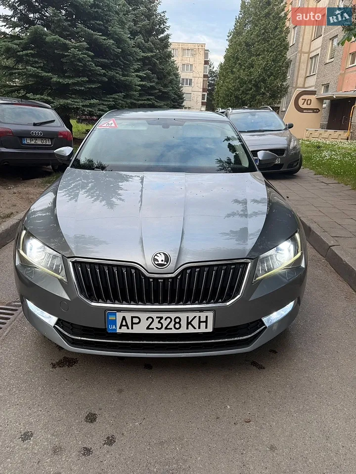 2019 Skoda Superb - мініатюра 52