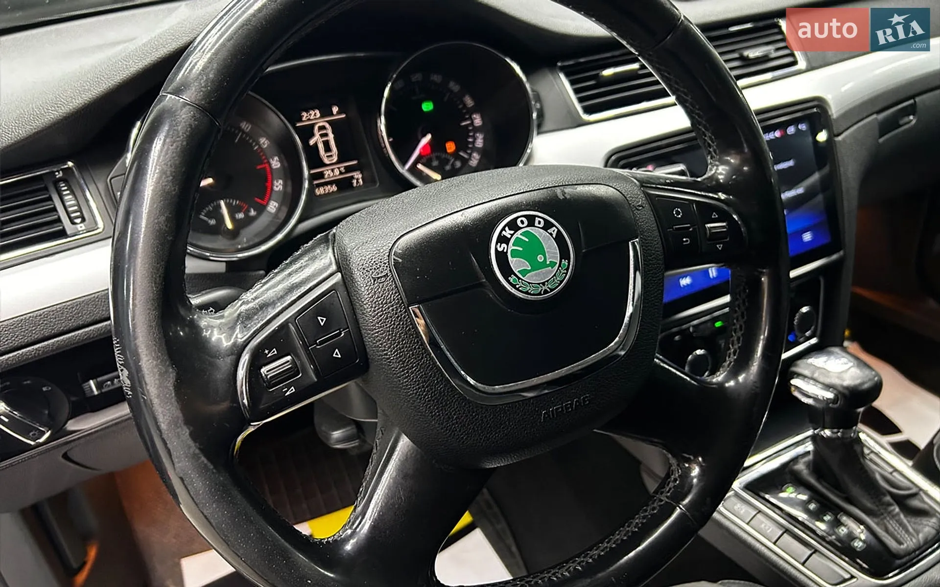 2011 Skoda Superb - мініатюра 19
