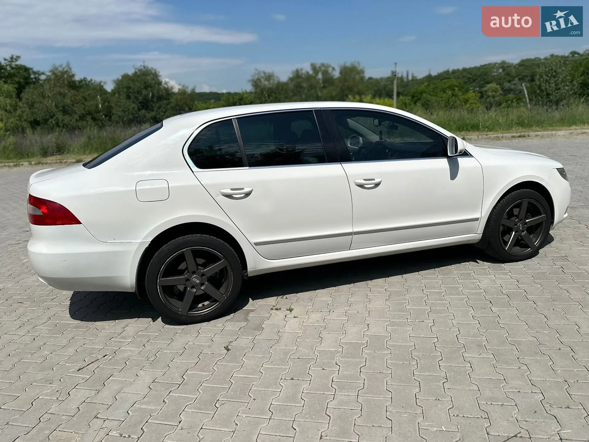 Skoda Superb 2010 VIN TMBCF73T9A9031691 фото оголошення 14 з 26