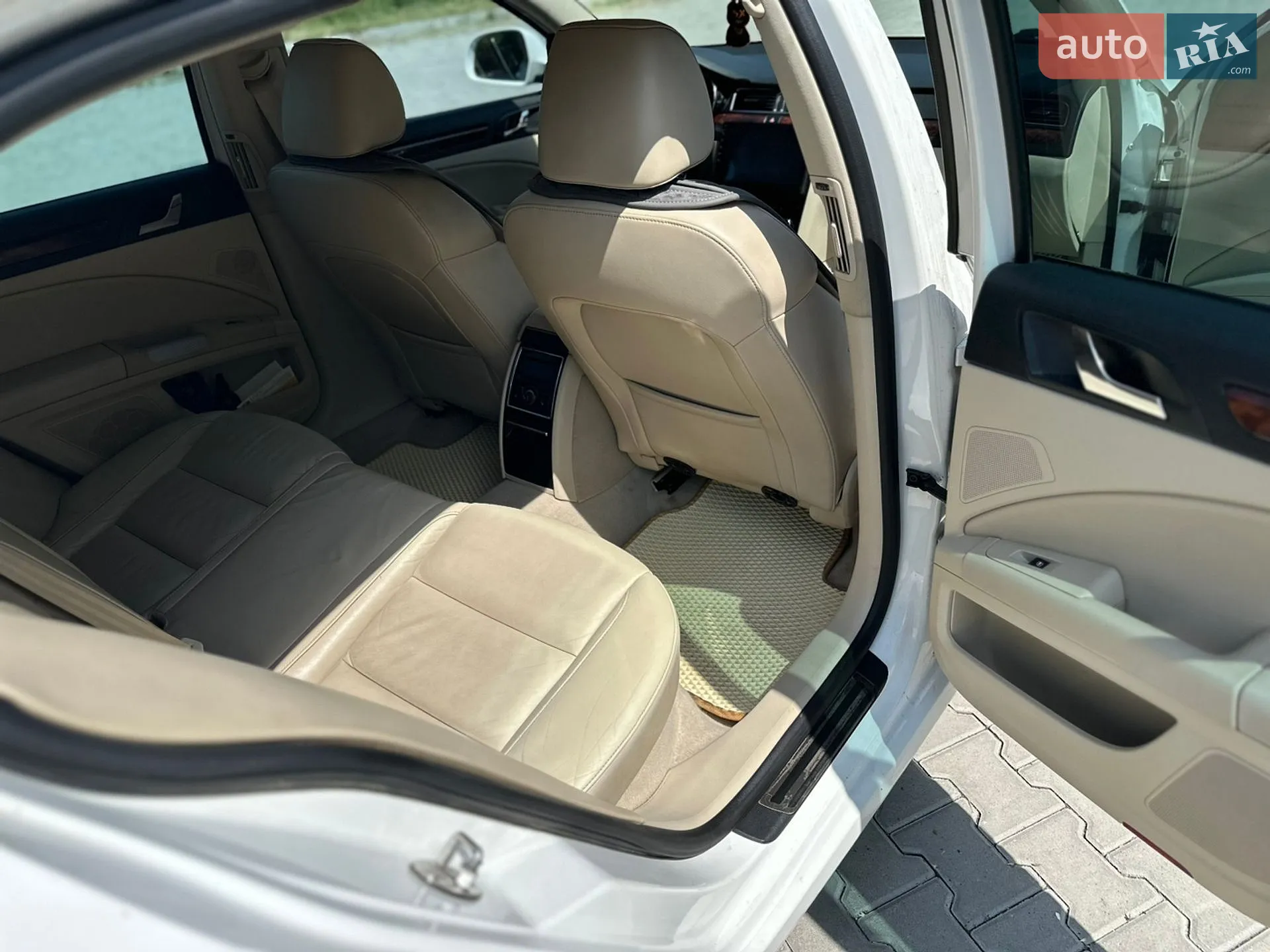 Skoda Superb 2010 VIN TMBCF73T9A9031691 фото оголошення 23 з 26