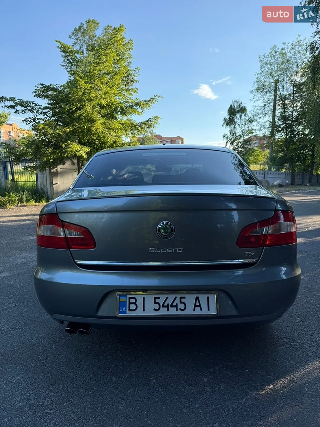 2011 Skoda Superb - мініатюра 8