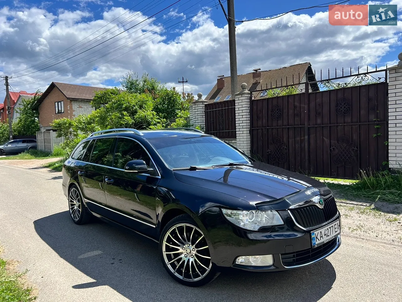 2010 Skoda Superb - мініатюра 14
