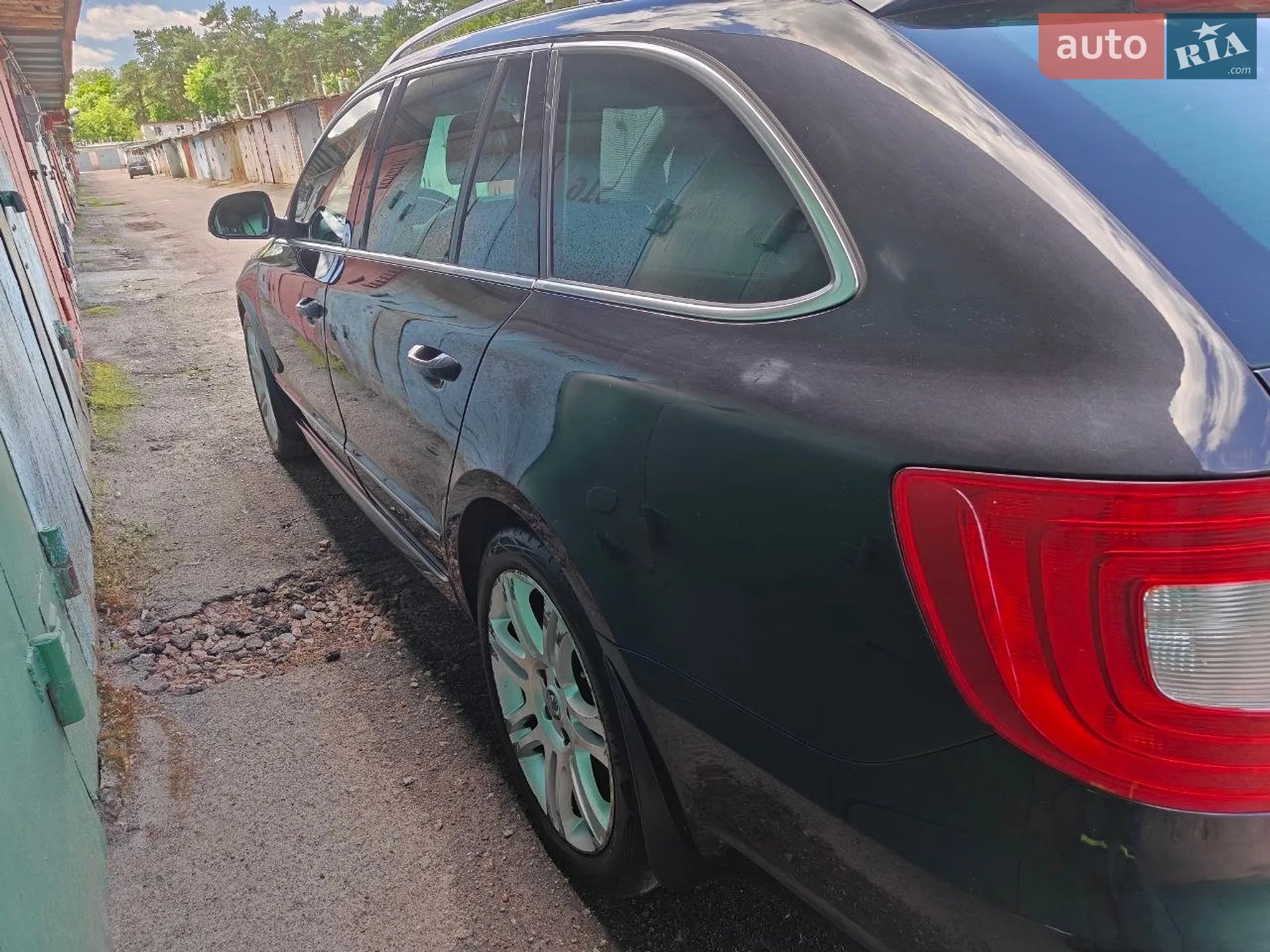 2010 Skoda Superb - мініатюра 77