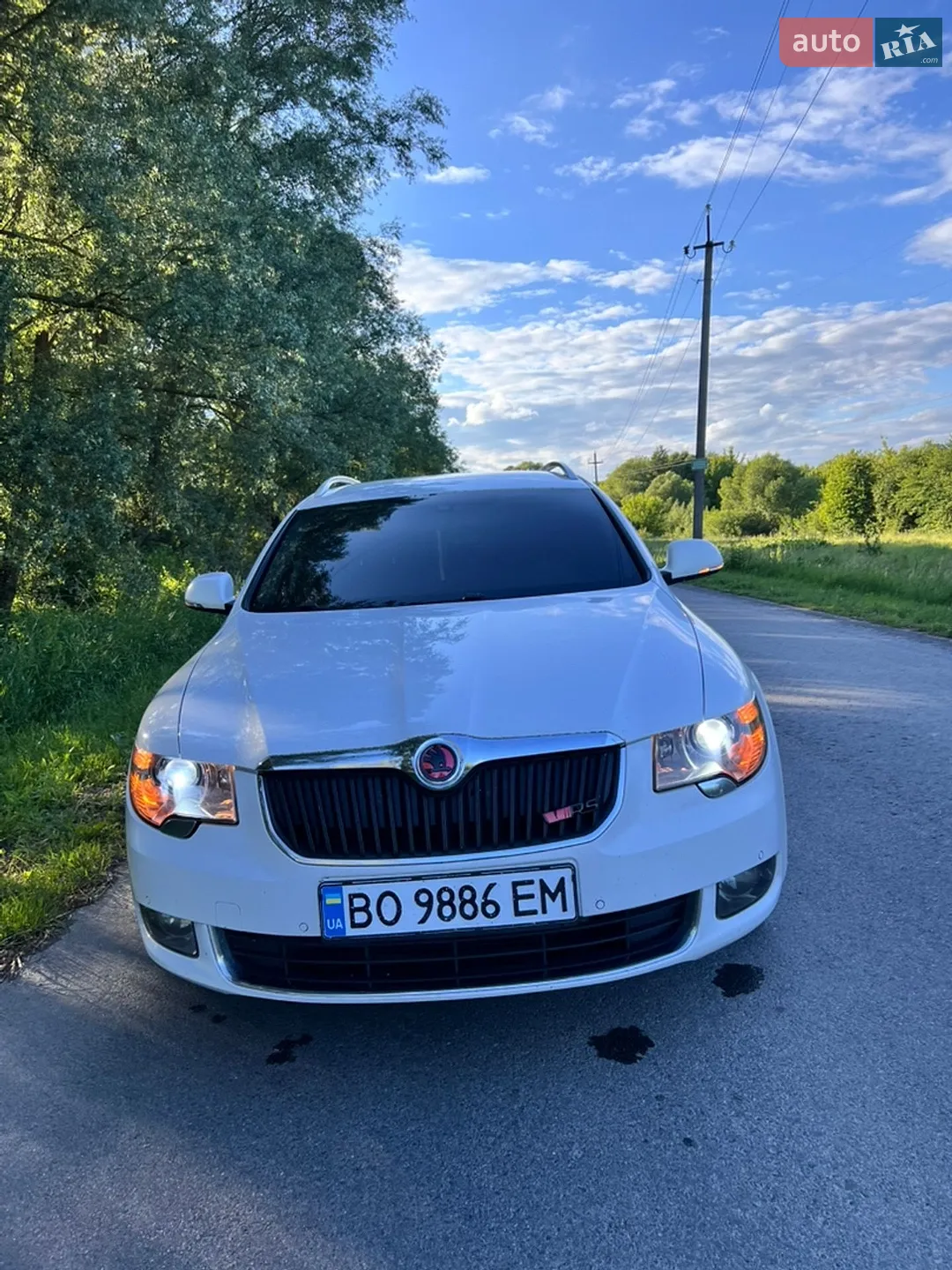 2010 Skoda Superb - мініатюра 15