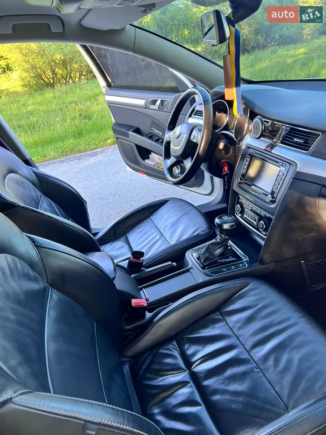 2010 Skoda Superb - мініатюра 32