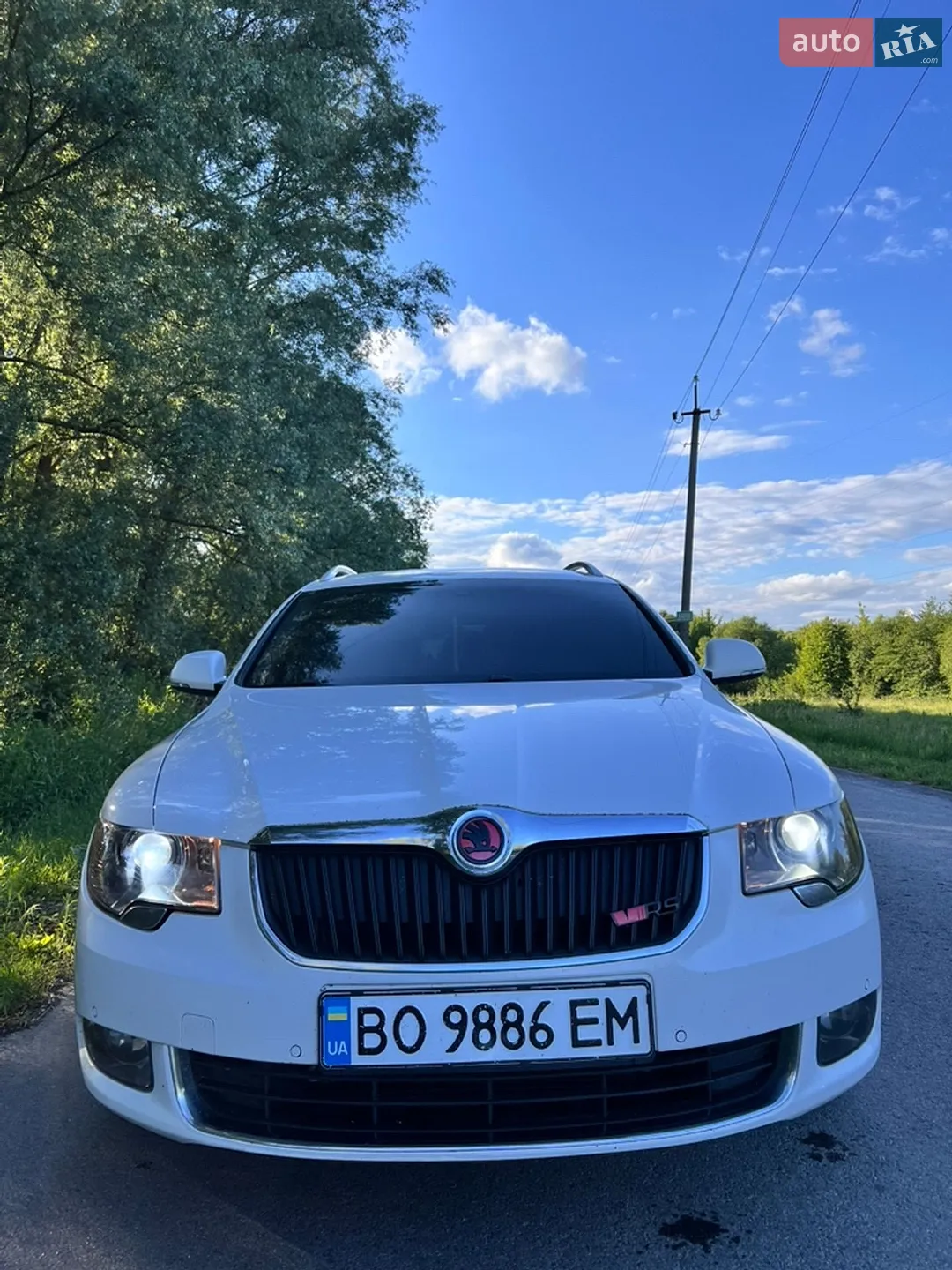 2010 Skoda Superb - мініатюра 13