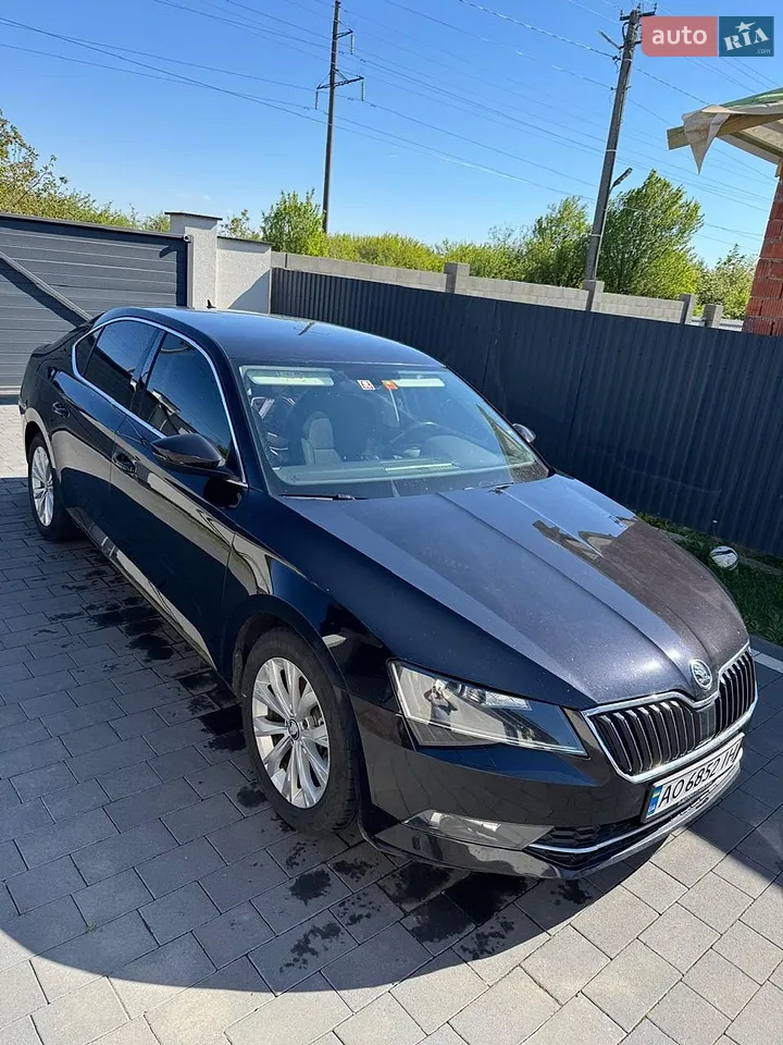2019 Skoda Superb - мініатюра 16