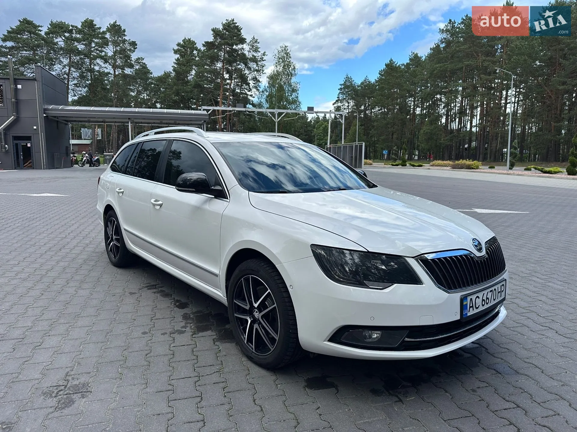 2014 Skoda Superb - мініатюра 3