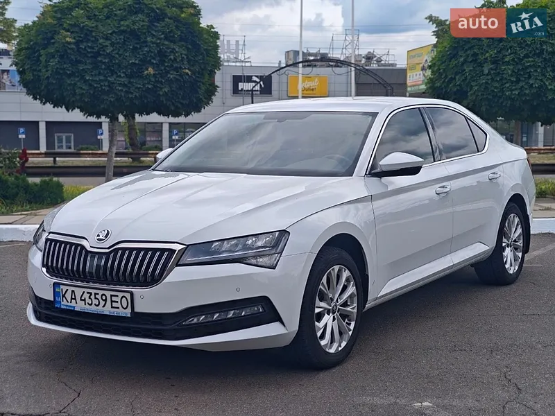 Skoda Superb 2021