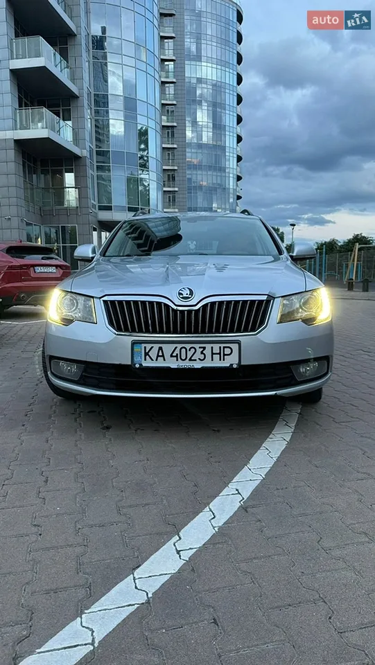 2012 Skoda Superb - мініатюра 31