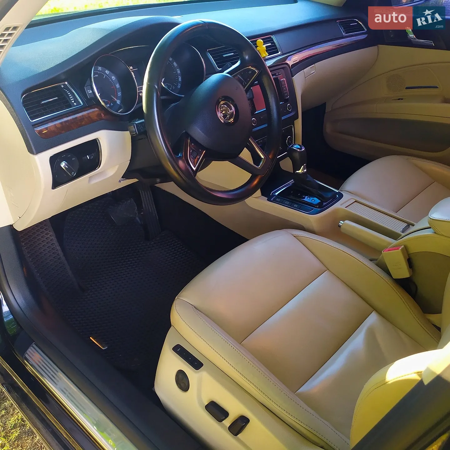 2014 Skoda Superb - мініатюра 18