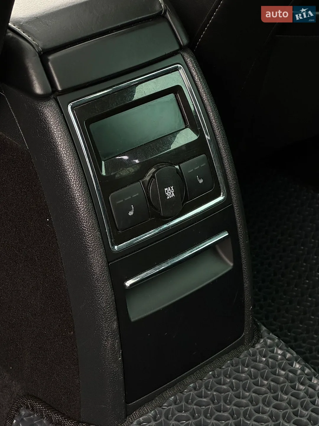 2012 Skoda Superb - мініатюра 23