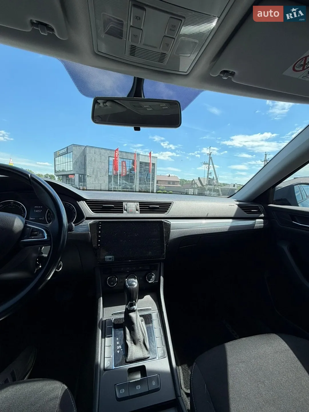 2016 Skoda Superb - мініатюра 14