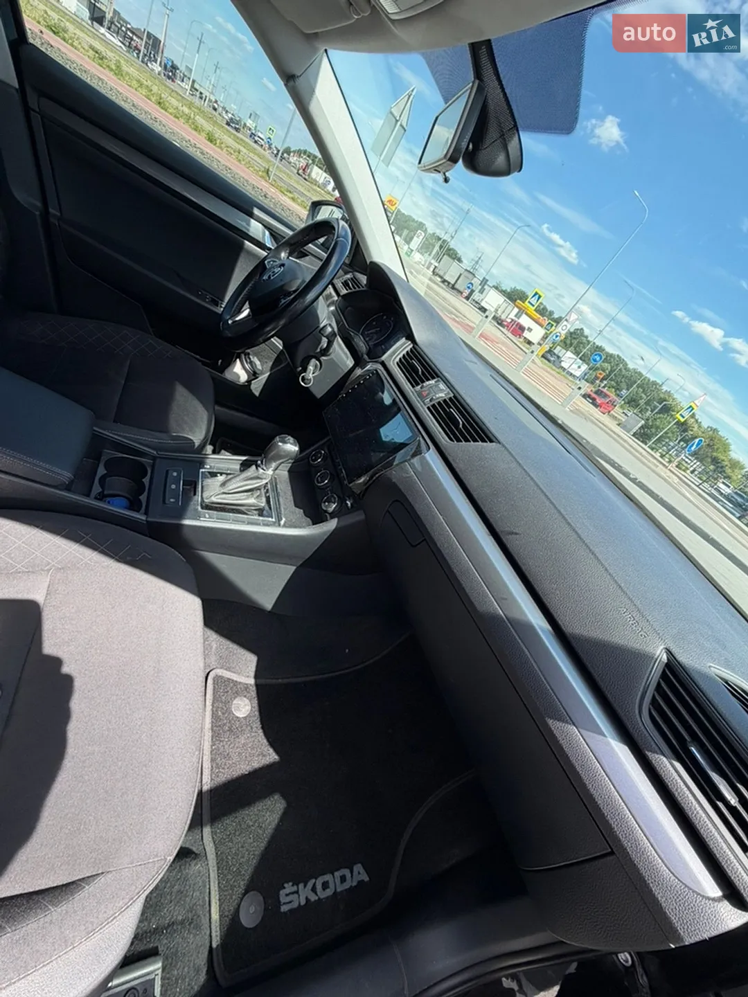 2016 Skoda Superb - мініатюра 17