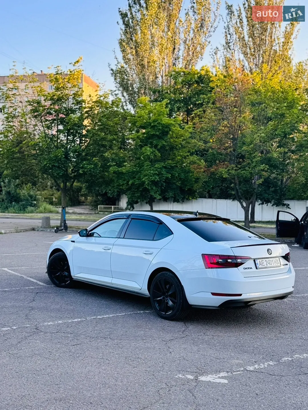 2016 Skoda Superb - мініатюра 7