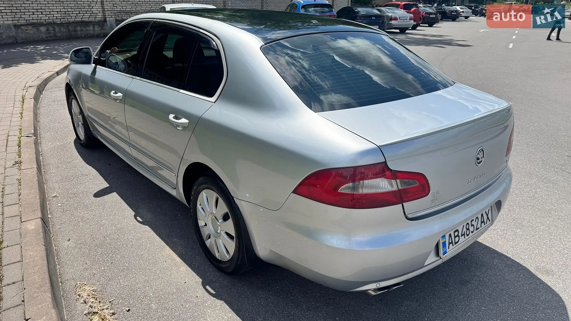 2013 Skoda Superb - мініатюра 4
