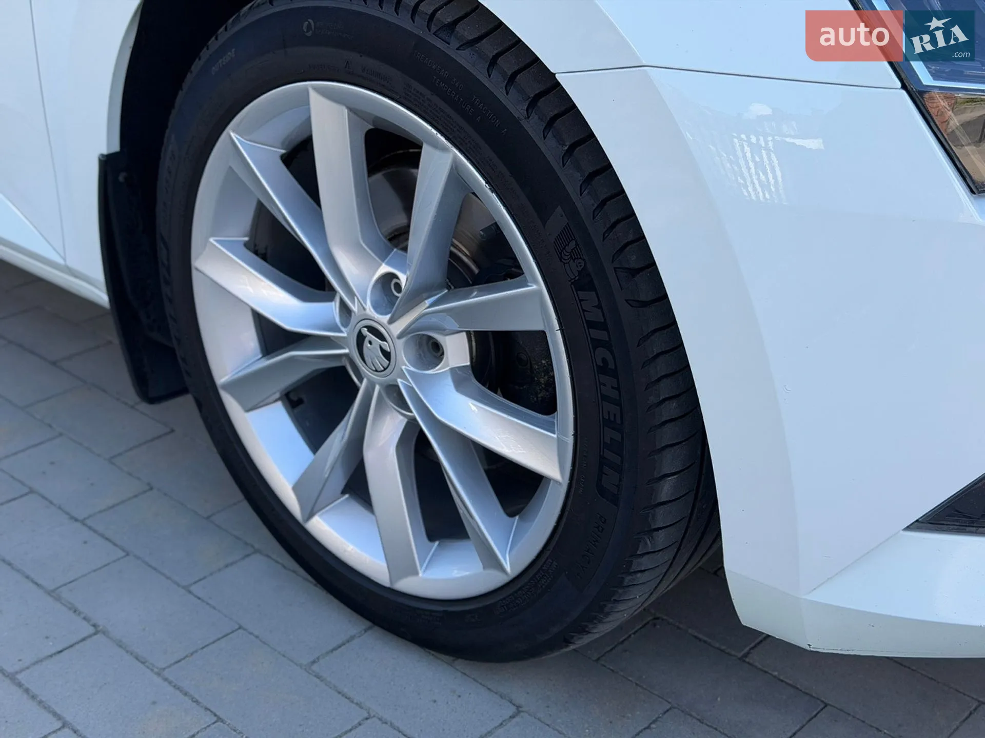 2016 Skoda Superb - мініатюра 13