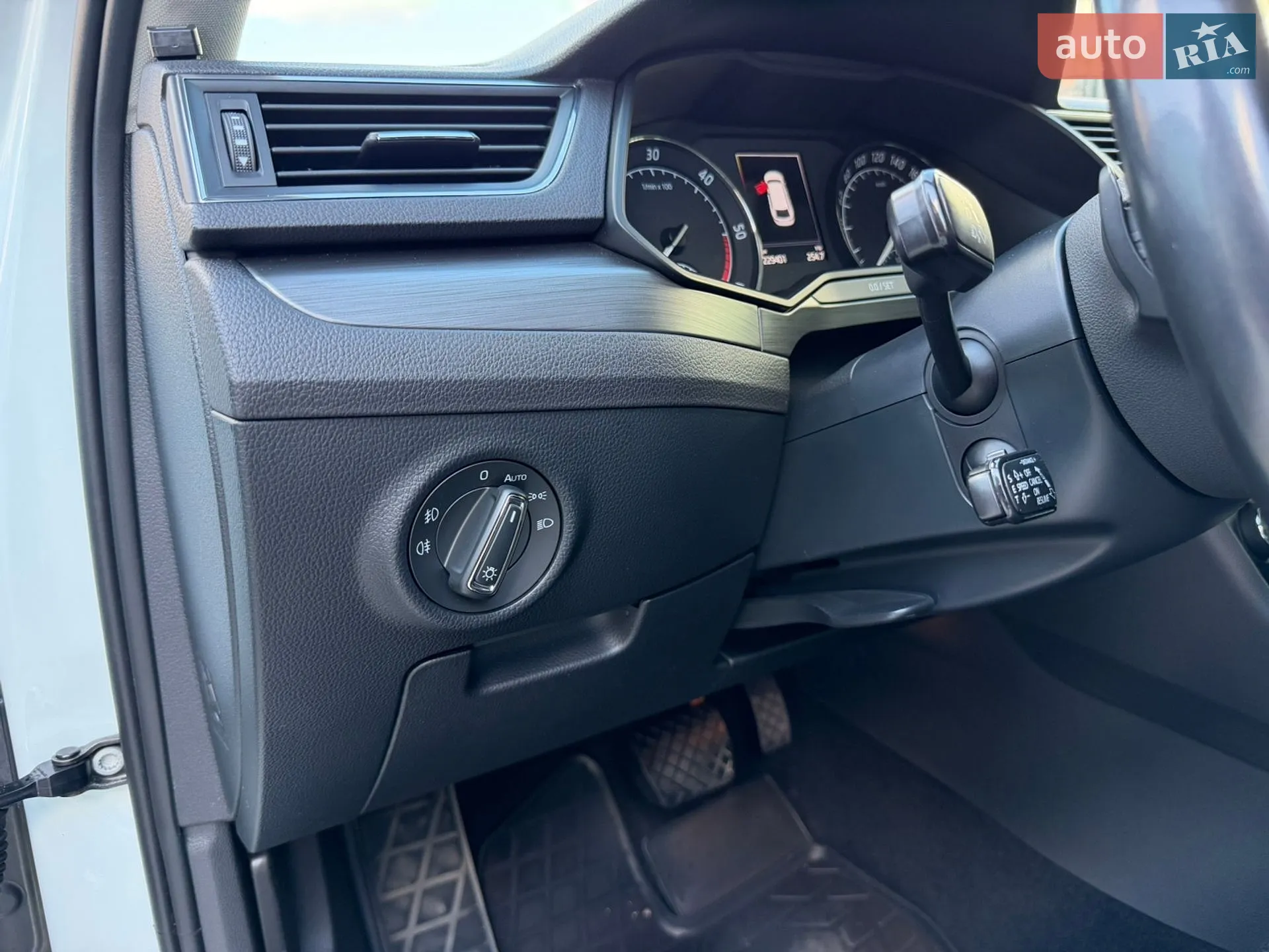 2016 Skoda Superb - мініатюра 22