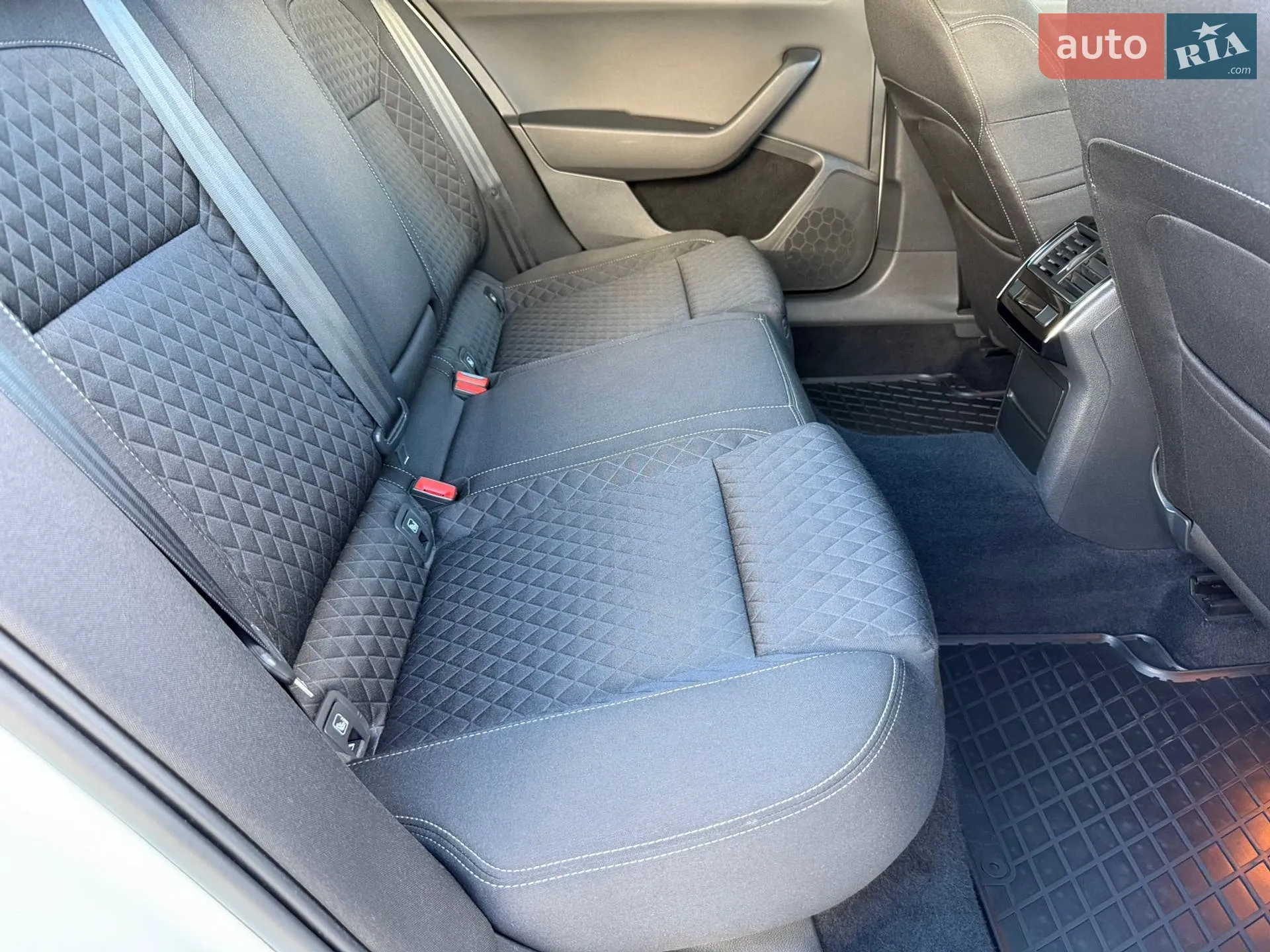 2016 Skoda Superb - мініатюра 34