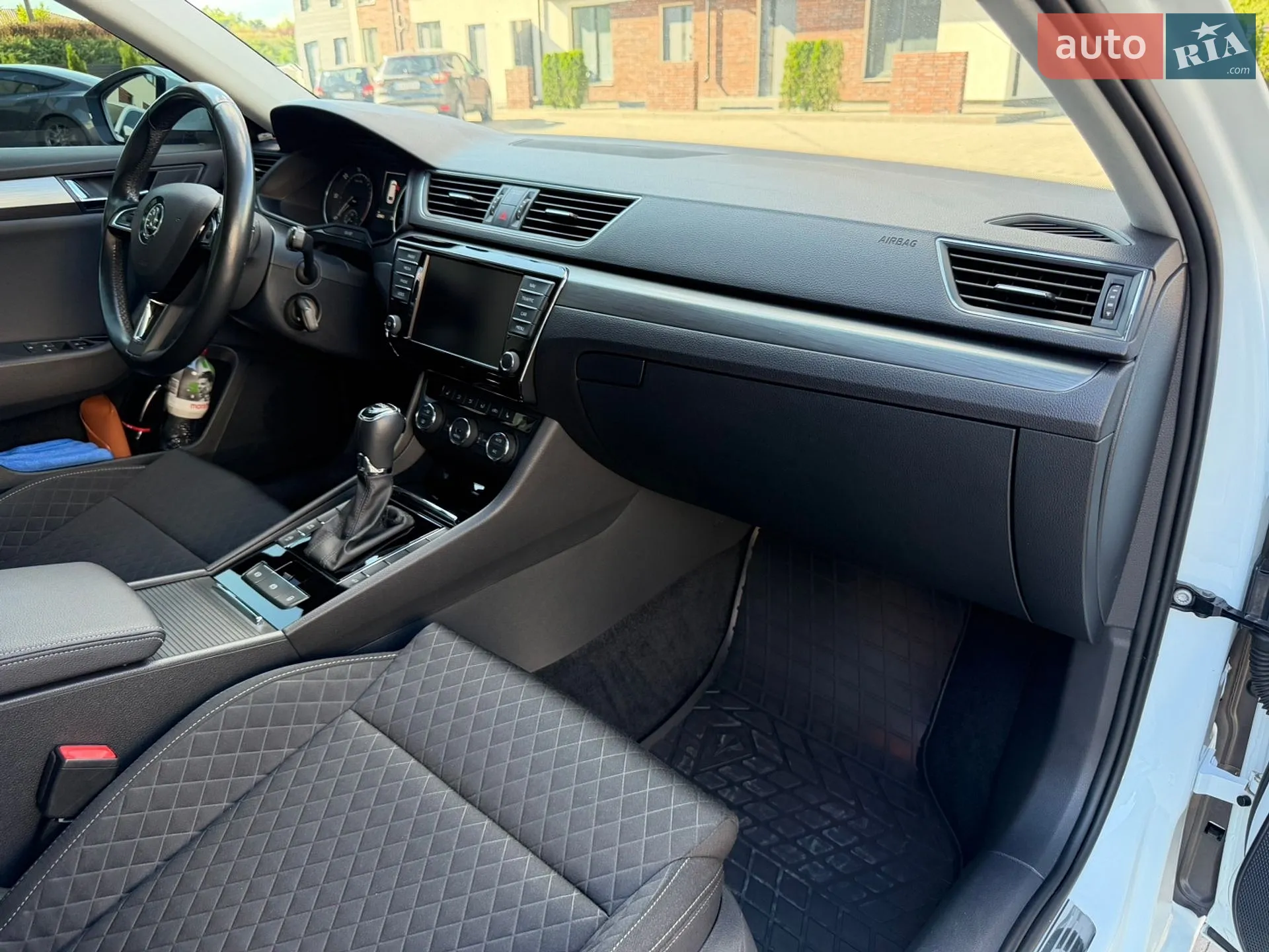 2016 Skoda Superb - мініатюра 39