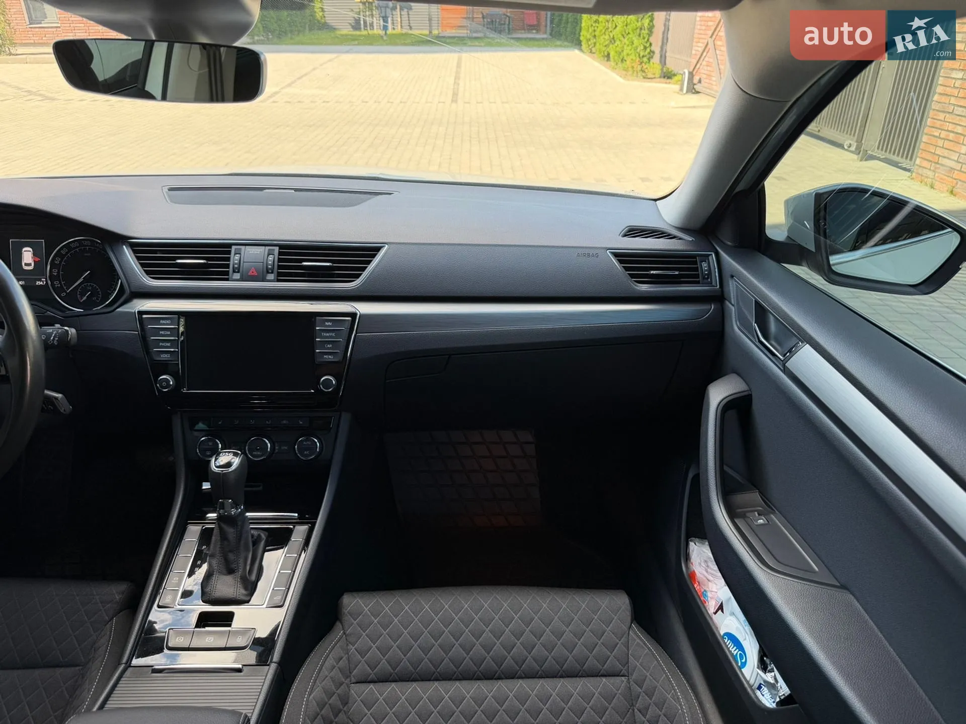 2016 Skoda Superb - мініатюра 45