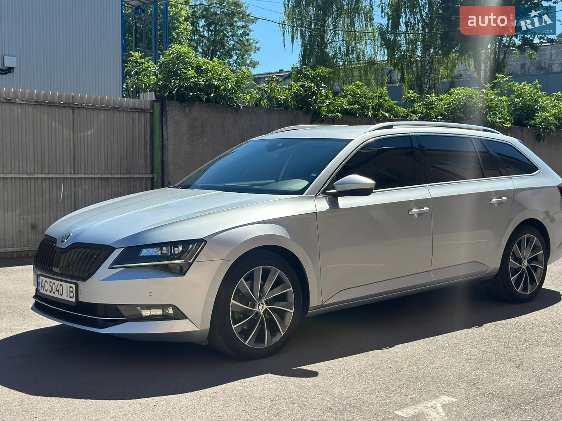 2017 Skoda Superb - мініатюра 5